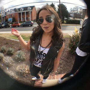 Meet your Posher, Carly